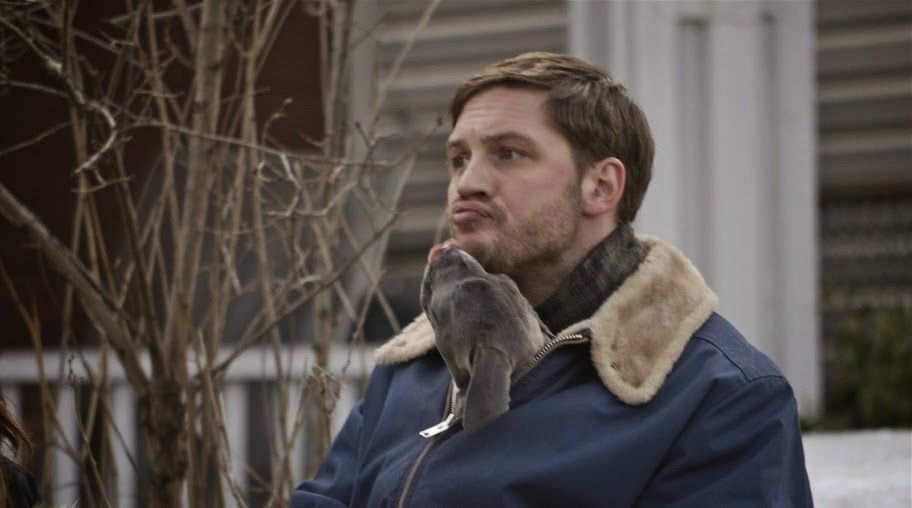 Tom-Hardy-and-a-Dog-in-The-Drop